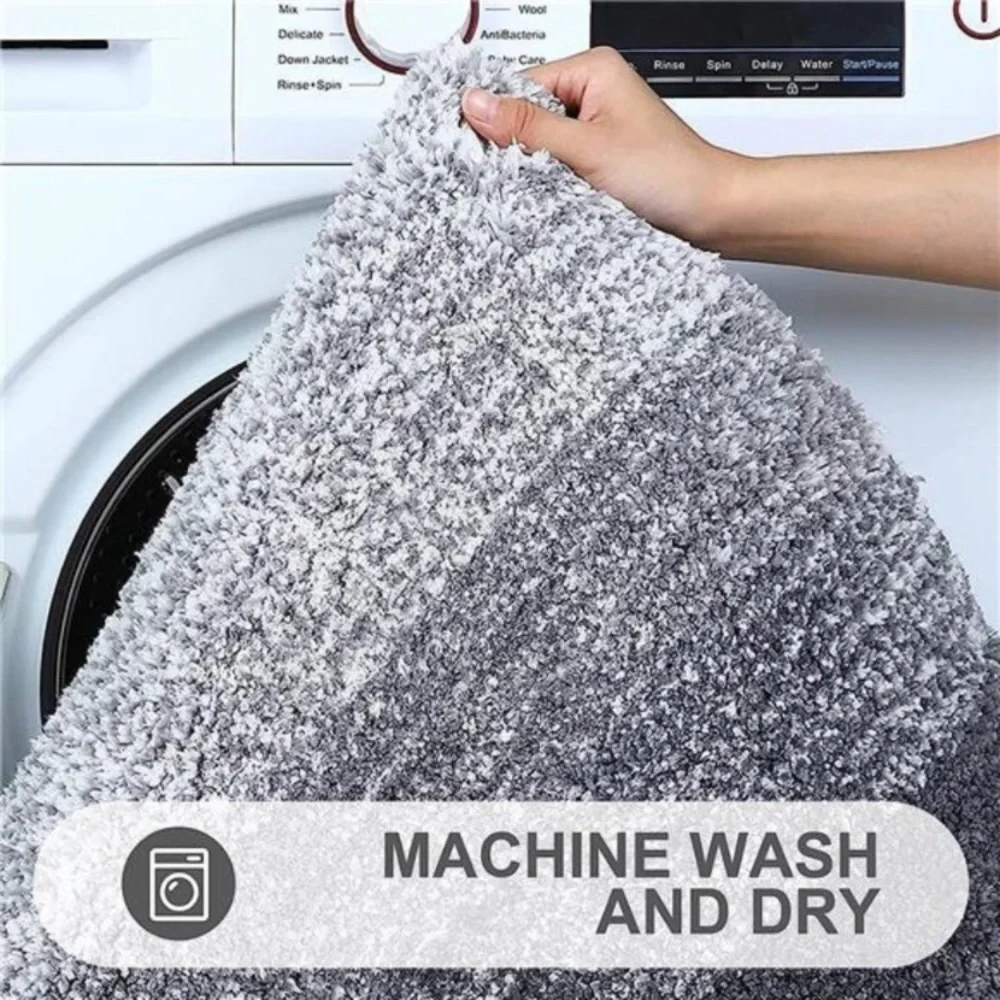 Soft and Absorbent Microfiber Bath Mat Gray NWT